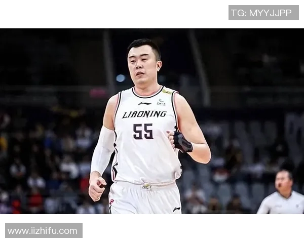 韩德君领衔辽篮新赛季热身赛展现速度与年轻活力 韩德君领衔辽篮新赛季热身赛展现速度与年轻活力