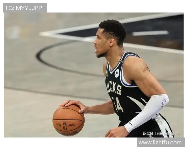 字母哥带领希腊队夺铜牌归来雄鹿未来去向引发球迷热议 字母哥带领希腊队夺铜牌归来雄鹿未来去向引发球迷热议