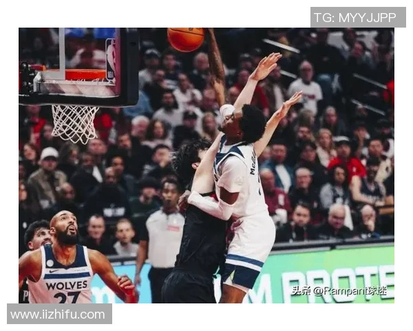 首秀中规中矩!威少8中2得到6分6篮板,送追身大帽成亮点 首秀中规中矩!威少8中2得到6分6篮板,送追身大帽成亮点